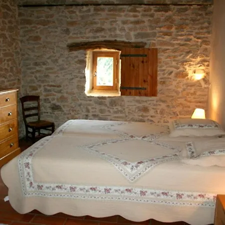 Maison De 4 Chambres A Laudun L'Ardoise Avec Magnifique Vue Sur La Ville Jardin Amenage Et Wifi Ferienhaus *